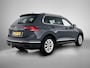 Volkswagen Tiguan 1.5 TSI Life Business | 131 PK | Apple Carplay / Android Auto | Achteruitrijcamera | Adaptive Cruise Control | Trekhaak | Digital Cockpit Pro | Stuurwielverwarming | Navigatie | Stoelverwarming | Ergo-Active Voorstoelen | Massage Functie |
