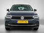 Volkswagen Tiguan 1.5 TSI Life Business | 131 PK | Apple Carplay / Android Auto | Achteruitrijcamera | Adaptive Cruise Control | Trekhaak | Digital Cockpit Pro | Stuurwielverwarming | Navigatie | Stoelverwarming | Ergo-Active Voorstoelen | Massage Functie |