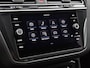 Volkswagen Tiguan 1.5 TSI Life Business | 131 PK | Apple Carplay / Android Auto | Achteruitrijcamera | Adaptive Cruise Control | Trekhaak | Digital Cockpit Pro | Stuurwielverwarming | Navigatie | Stoelverwarming | Ergo-Active Voorstoelen | Massage Functie |