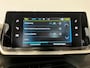 Peugeot e-208 EV Allure Pack 50 kWh l Trekhaak l Apple carplay & Android auto l Stoelverwarming l