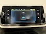 Peugeot e-208 EV Allure Pack 50 kWh l Trekhaak l Apple carplay & Android auto l Stoelverwarming l