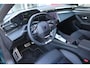 Peugeot 408 1.2 Hybrid 145PK AUTOMAAT GT | 360° CAMERA | ELEKTRISCH VERSTELBARE BESTUURDERSSTOEL MET GEHEUGEN EN VERSTELBARE ZITVERLENGER | STOEL VERWARMING | STUURVERWARMING | LEDER / ALCANTARA | DODEHOEK DETECTIE | KEYLESS ENTRY/START | ADAPTIVE CRUISE CONTROL | NAVIGATIE | DRAADLOZE APPLE CARPLAY/ANDROID AUTO | PARKEERSENSOREN VOOR + ACHTER | LED MATRIX KOPLAMPEN | 19" LICHTMETALEN VELGEN | ELEKTRISCH BEDIENBARE ACHTERKLEP | CLIMATE CONTROL | STUUR VERWARMING |