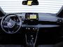 Toyota Yaris 1.5 Hybrid Launch Edition | 17" LM | Clima | Cruise adapt.| PDC V+A | Camera | HUD | Keyless | Navi | 1e eigenaar |