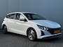 Hyundai i20 1.2 MPI 84pk Comfort | Airco | Camera | Carplay | Cruise control | Dodehoek detectie | Navigatie | Parkeersensoren | Digitaal cockpit | Lichtmetalen velgen