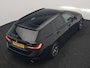 BMW 3-Serie Touring 330e xDrive Sportline PHEV 293pk Dealer O.H | SOH 87,9% | Trekhaak Af Fabriek | Camera | Lederen Sportstoelen Verwarmd | Apple Carplay | Sfeerverlichting | Navigatie | Virtual | Cruise Control | DAB | 18"L.M | Plug In Hybrid |