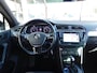Volkswagen Tiguan 1.4TSI 150PK DSG R-LINE!! Al-in Prijs! Trekhaak!