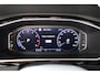 Volkswagen T-Roc 1.5 TSI R-Line Navigatie | Adaptive Cruise Control | Side Assist | Parkeercamera
