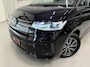 Volkswagen Multivan 1.4 eHybrid L2 Life 7p. MASSAGE/TREKHAAK/ACC/ADAPTIVE-ONDERSTEL/H&K/HEAD-UP/LEER-ALCANTARA/SFEER/IQ-LIGHT/CAMERA/ELECTR.SCHUIFDEUREN/PDC+AUT.PARKEREN/EL.A.KLEP/UNIEK SLECHTS 34.000KM