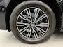Volkswagen Multivan 1.4 eHybrid L2 Life 7p. MASSAGE/TREKHAAK/ACC/ADAPTIVE-ONDERSTEL/H&K/HEAD-UP/LEER-ALCANTARA/SFEER/IQ-LIGHT/CAMERA/ELECTR.SCHUIFDEUREN/PDC+AUT.PARKEREN/EL.A.KLEP/UNIEK SLECHTS 34.000KM