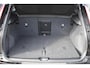 Volvo XC40 B4 Plus Dark | Trekhaak | Elektrisch verstelbare voorstoelen | Verwarmbare voorstoelen, stuurwiel en voorruit | Premium audio by Harman Kardon | Apple carplay/Android auto | Parkeercamera | All-Season | 19 inch |