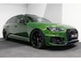 Audi RS4 A4 Avant 2.9 TFSI quattro / RS-Sportuitlaat / Panoramdak / Elektr. verstelbare voorstoelen (links met memory) / HUD / B&O / RS Comfort Pack / Dynamica Pack / Audi Exclusive interieur / Massage stoelen / Matrix LED / Rondomzichtcamera / Apple Carplay - Android Auto / Ambienteverlichting / Stoelverwarming voor + achter / 20'' LMV / Achteruitrijcamera