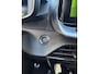 Peugeot 208 1.2 PureTech Road Trip uitv. - Navigatie / Apple Carplay I Airco I LED I DPC I Sport pakket I Dealer onderhouden