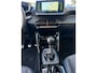 Peugeot 208 1.2 PureTech Road Trip uitv. - Navigatie / Apple Carplay I Airco I LED I DPC I Sport pakket I Dealer onderhouden