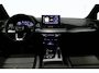 Audi Q5 Sportback 55 TFSI e S edition Competition / S Line / Maxton Design Bodykit V.2 / Panoramadak / Luchtvering / Matrix LED koplampen / Apple Carplay - Android Auto / Ambienteverlichting / Stoelverwarming / Achteruitrijcamera / 21'' LMV