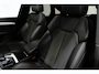 Audi Q5 Sportback 55 TFSI e S edition Competition / S Line / Maxton Design Bodykit V.2 / Panoramadak / Luchtvering / Matrix LED koplampen / Apple Carplay - Android Auto / Ambienteverlichting / Stoelverwarming / Achteruitrijcamera / 21'' LMV