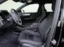 Volvo XC40 B3 Plus Black Edition | Keyless | 20" Velgen | Achteruitrijcamera |