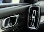 Volvo XC40 B3 Plus Black Edition | Keyless | 20" Velgen | Achteruitrijcamera |
