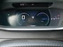 Peugeot 2008 1.2 Hybrid 145 GT | Camera voor en achter | Autopmaat  | Navigatie | Lichtmetalen Velgen 18 inch | LED Koplampen | Keyless entry en start | Draadloze telefoonoplader