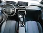 Peugeot 2008 1.2 Hybrid 145 GT | Camera voor en achter | Autopmaat  | Navigatie | Lichtmetalen Velgen 18 inch | LED Koplampen | Keyless entry en start | Draadloze telefoonoplader