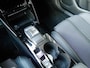Peugeot 2008 1.2 Hybrid 145 GT | Camera voor en achter | Autopmaat  | Navigatie | Lichtmetalen Velgen 18 inch | LED Koplampen | Keyless entry en start | Draadloze telefoonoplader