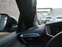 Peugeot 2008 1.2 Hybrid 145 GT | Camera voor en achter | Autopmaat  | Navigatie | Lichtmetalen Velgen 18 inch | LED Koplampen | Keyless entry en start | Draadloze telefoonoplader