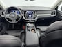 Volvo S60 B4 Plus Bright | 18" | Geventileerd Nappa | Panoramadak | Harman Kardon | Trekhaak | 360 Camera | Full LED | Parkeerverwarming | Elektr. verst. Stoelen