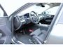 Volvo XC60 T6 Plug-in hybrid AWD Ultra Dark | Panoramadak | Luchtvering | Trekhaak | Head-up display | Verwarmbare voorstoelen, achterbank en stuurwiel | Premium audio by Harman Kardon | Adaptieve cruise control |