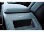 Volvo XC60 T6 Plug-in hybrid AWD Ultra Dark | Panoramadak | Luchtvering | Trekhaak | Head-up display | Verwarmbare voorstoelen, achterbank en stuurwiel | Premium audio by Harman Kardon | Adaptieve cruise control |