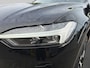 Volvo XC60 2.0 B4 R-Design Trekhaak | Leer | 360gr camera | navi | Pano | Stoelverwarming | Keyless | MHEV