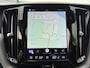 Volvo XC60 2.0 B4 R-Design Trekhaak | Leer | 360gr camera | navi | Pano | Stoelverwarming | Keyless | MHEV