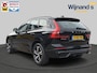 Volvo XC60 2.0 B4 R-Design Trekhaak | Leer | 360gr camera | navi | Pano | Stoelverwarming | Keyless | MHEV
