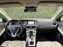 Volvo V40 1.6 T3 Summum | Leder | Cruise | Navi | Pdc
