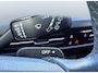 Volkswagen Golf 1.5 eTSI R-Line PANO CAMERA STOELVR TREKHAAK
