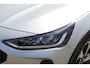 Ford Focus Wagon 1.0-155pk EcoBoost 'Active' Mild-Hybrid AUTOMAAT ! Trekgew. 1.500kg ! Ruim 13.000,- beneden nieuwprijs ! Autm. airco dual, navigatie, camera, telefoonvoorb., adapt. cruise cntrl, LED verl., lane- en side assist+stuurhulp, LM wln, B&O soundsyst. etc.