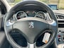 Peugeot 5008 1.2 PureTech Style 7p. Achteruit camera*Navigatie*Pano*Dealer onderhouden*Cruise*NAP*Clima*LM velgen*Parkeersensoren*