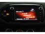 Toyota Yaris 1.3 VVT-i Aspiration | Navigatie | Trekhaak | parkeer sensoren voor | stootlijsten set |