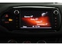Toyota Yaris 1.3 VVT-i Aspiration | Navigatie | Trekhaak | parkeer sensoren voor | stootlijsten set |