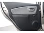 Toyota Yaris 1.3 VVT-i Aspiration | Navigatie | Trekhaak | parkeer sensoren voor | stootlijsten set |
