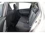 Toyota Yaris 1.3 VVT-i Aspiration | Navigatie | Trekhaak | parkeer sensoren voor | stootlijsten set |