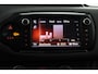 Toyota Yaris 1.3 VVT-i Aspiration | Navigatie | Trekhaak | parkeer sensoren voor | stootlijsten set |