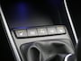 Hyundai i20 1.0 T-GDI 100pk Premium | Carplay | Climate control | Cruise control | Stoel/stuurverwarming | Camera | Parkeersensoren | DAB | Premium Audio | Lichtmetalen velgen | Navigatie