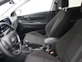Hyundai i20 1.0 T-GDI 100pk Premium | Carplay | Climate control | Cruise control | Stoel/stuurverwarming | Camera | Parkeersensoren | DAB | Premium Audio | Lichtmetalen velgen | Navigatie