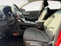 Hyundai Kona Electric EV Fashion 64 kWh 204PK | Warmtepomp | SOH 100 % | Navigatie | Apple Carplay & Android Auto | Adaptive cruise control | Climate control | Head-up display | Parkeersensoren achter | Trekhaak |