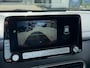 Hyundai Kona Electric EV Fashion 64 kWh 204PK | Warmtepomp | SOH 100 % | Navigatie | Apple Carplay & Android Auto | Adaptive cruise control | Climate control | Head-up display | Parkeersensoren achter | Trekhaak |
