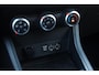 Renault Captur 1.3 TCe 140 Zen Achteruitrijcamera Airco Cruise CarPlay Trekhaak Getint glas NL-Auto!