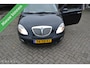 Lancia Ypsilon 1.2-16V Argento