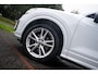 Audi Q2 1.4 TFSI 150PK Automaat|2e Eig|S-line|Full LED|Audi Sound|CarPlay|Navigatie|Camera|Gletsjerwit Metallic