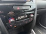 Suzuki Vitara 1.4 Boosterjet Style Smart Hybrid | Automaat | Eerste eigenaars auto | Afneembare trekhaak 1500KG | All season banden | Navigatie | Stoelverwarming | Hoge zitpositie | Lichtmetaal | Cruise control | Climate control | Two tone