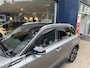 Suzuki Vitara 1.4 Boosterjet Style Smart Hybrid | Automaat | Eerste eigenaars auto | Afneembare trekhaak 1500KG | All season banden | Navigatie | Stoelverwarming | Hoge zitpositie | Lichtmetaal | Cruise control | Climate control | Two tone