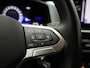 Volkswagen T-Roc 1.0 TSI Life Business | 115 PK | Caplay / Android Auto | Navigatie | Stoelverwarming | CLimatronic (Automatische Airco) | Parkeersensoren